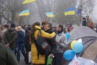 Днепропетровский Евромайдан объявил всеобщую мобилизацию. Народ едет в Киев